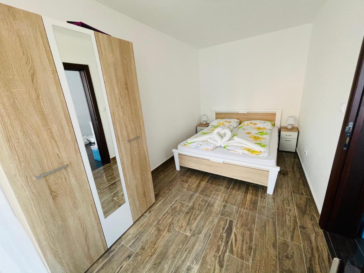 Apartmani Zivkovic Srebrno Jezero Veliko Gradište Eksteriør bilde
