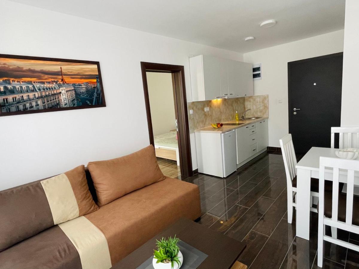 Apartmani Zivkovic Srebrno Jezero Veliko Gradište Eksteriør bilde