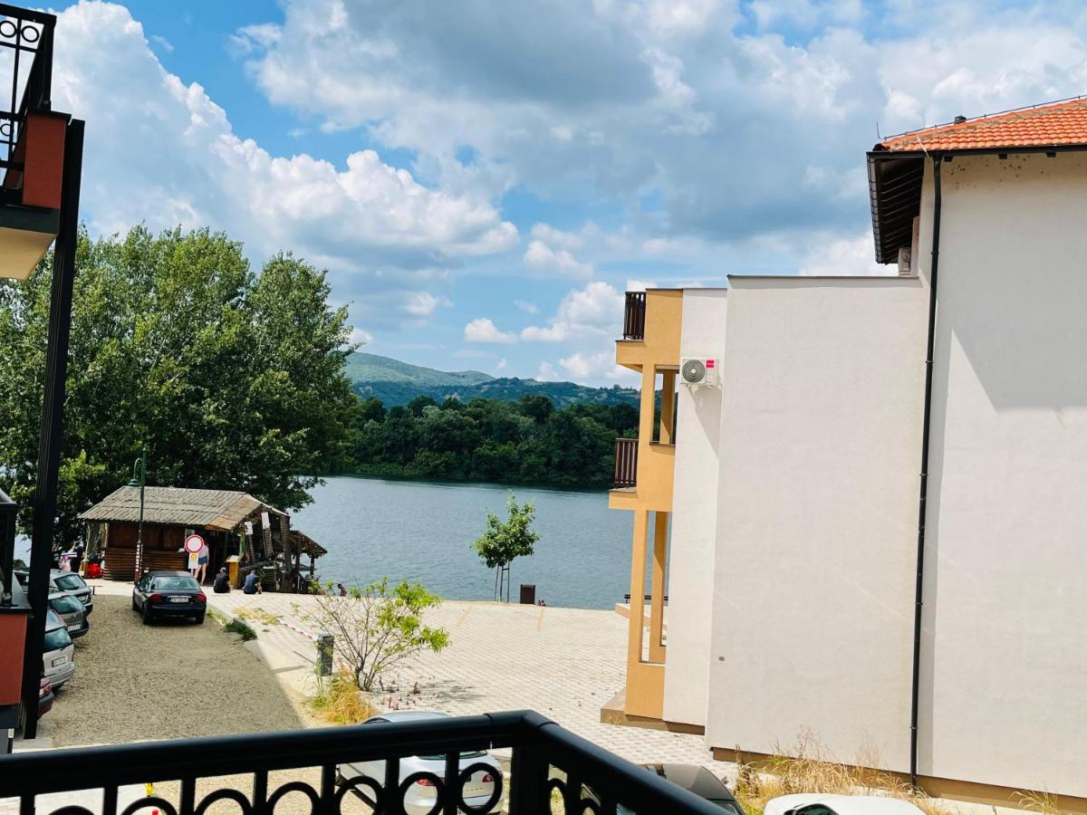 Apartmani Zivkovic Srebrno Jezero Veliko Gradište Eksteriør bilde